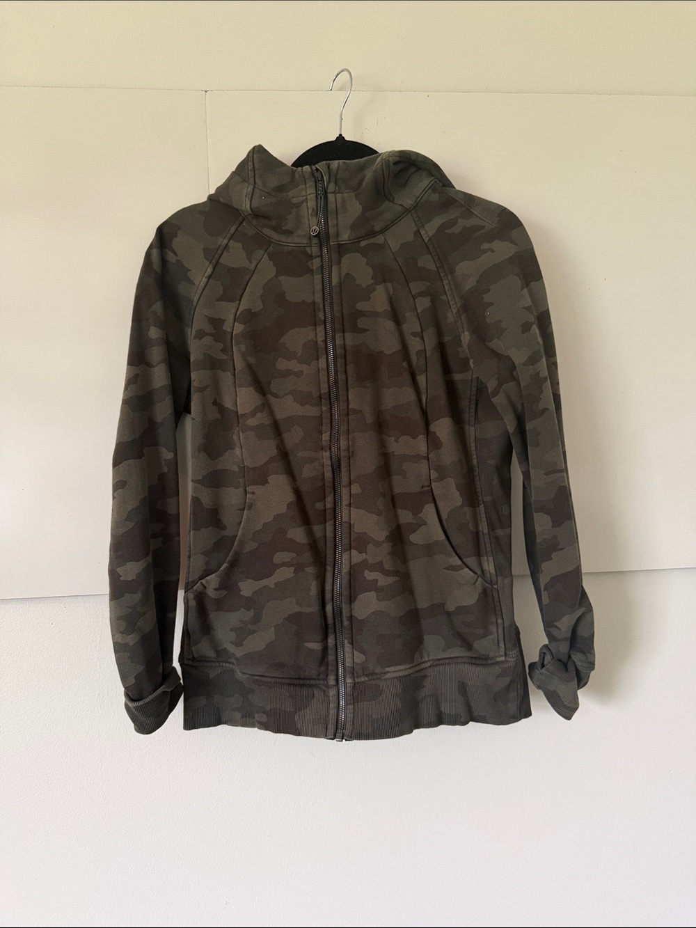 Lululemon Camo Hooded full zip scuba  - Olive/Charcoal